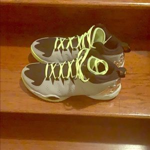 Carmelo Jordan’s (3s)